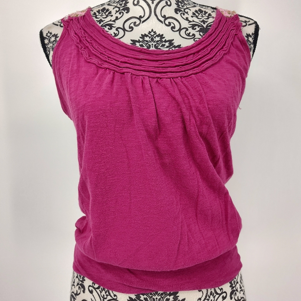 Eyelash Couture Fuchsia Floral Lace Racer Back Tank Top Size Women's Medium